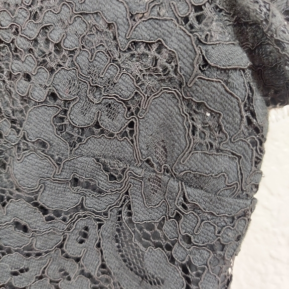 The Kooples Womens Top- Lace Crossover Black Short Sleeve Size 1 or Sz S - Picture 7 of 12